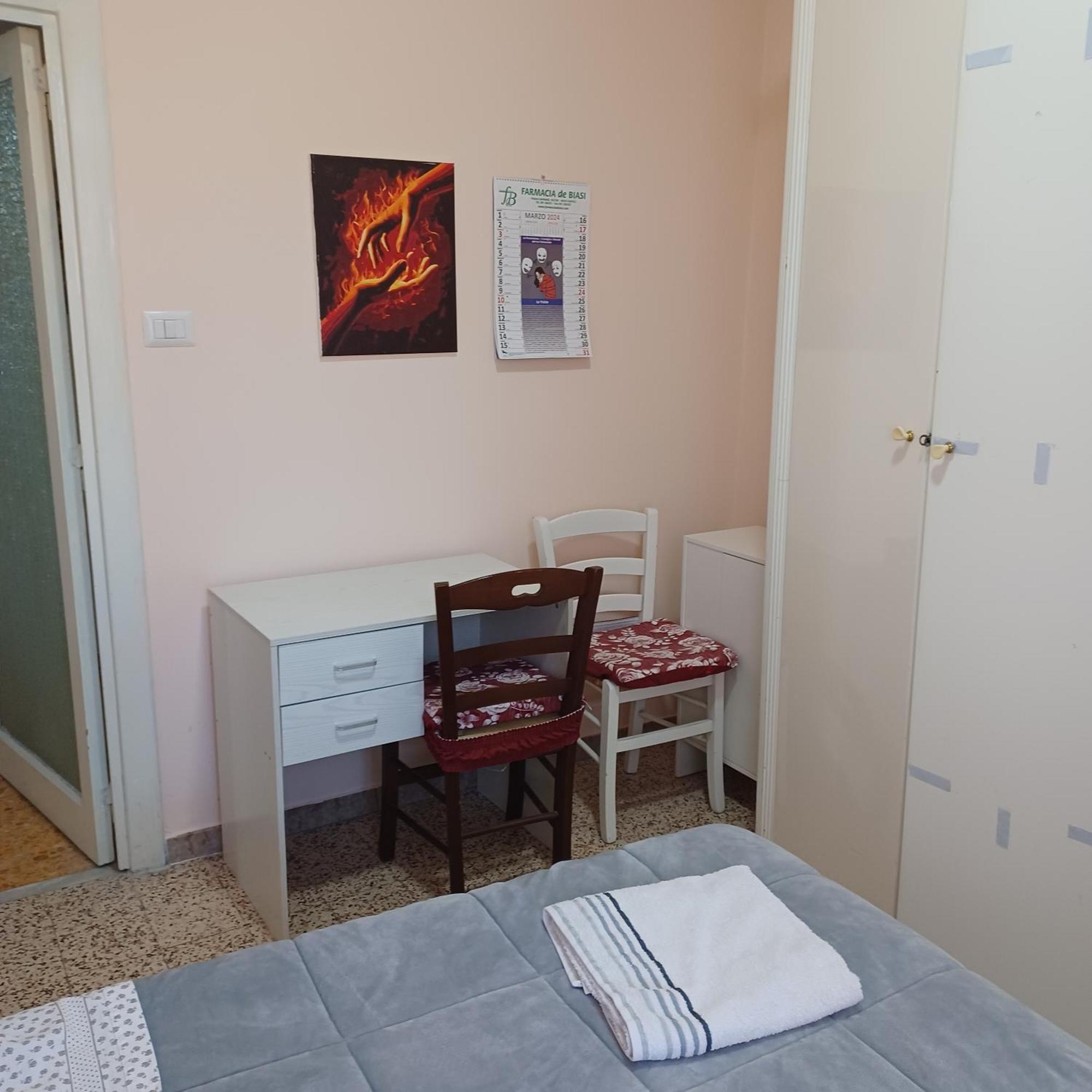 B&B Appartamenti Napoli Экстерьер фото