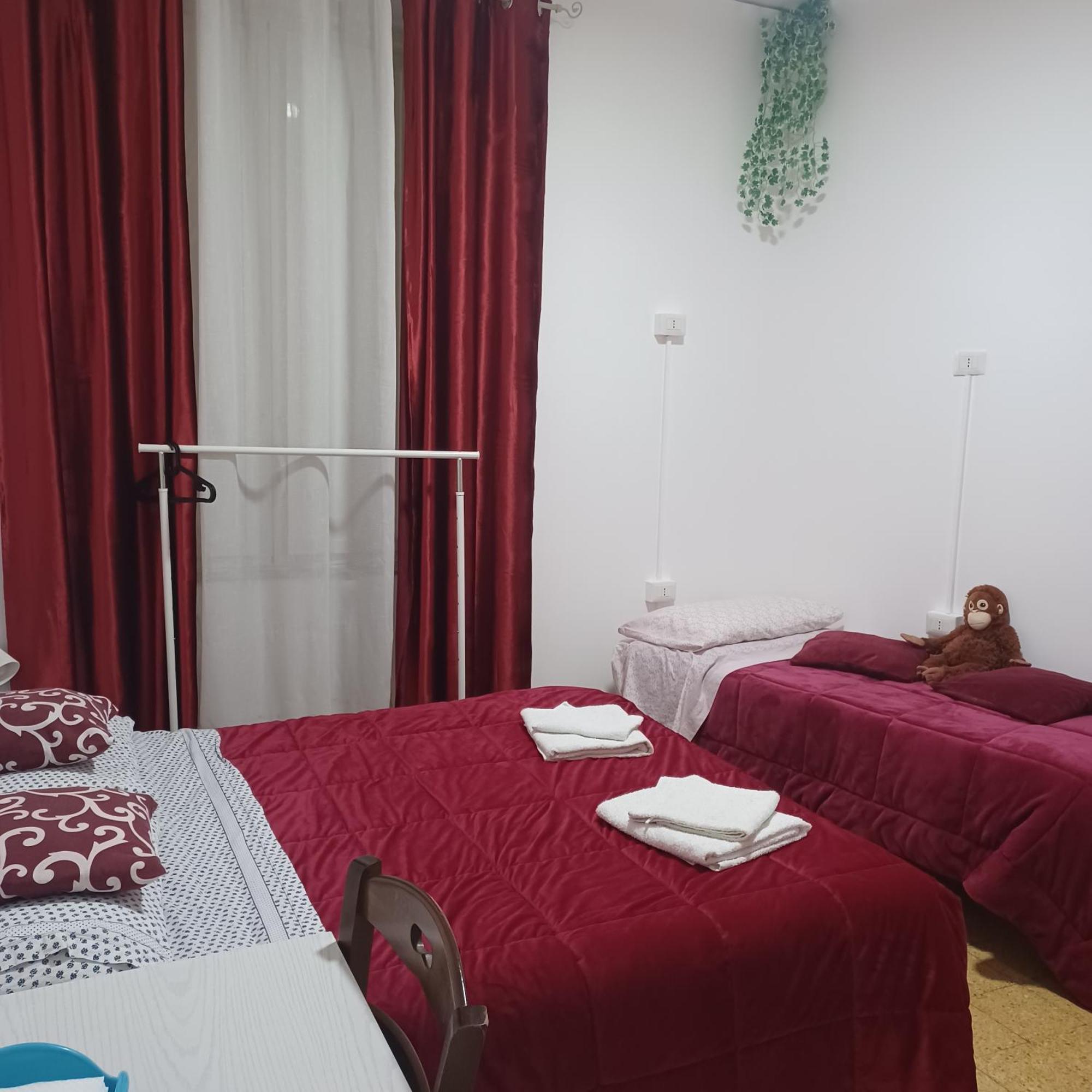 B&B Appartamenti Napoli Экстерьер фото