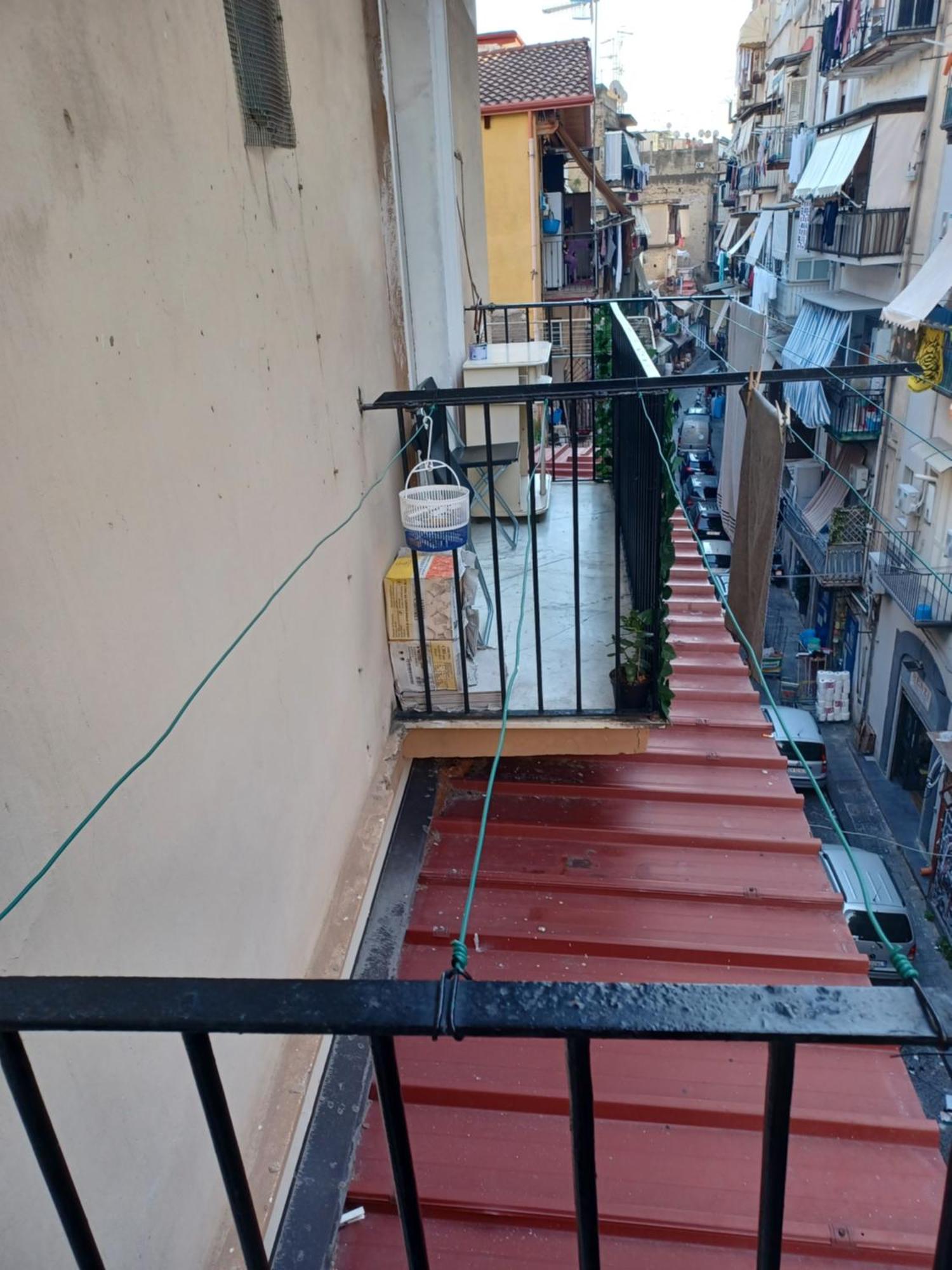 B&B Appartamenti Napoli Экстерьер фото